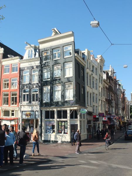 Das schiefe Haus von Amsterdam